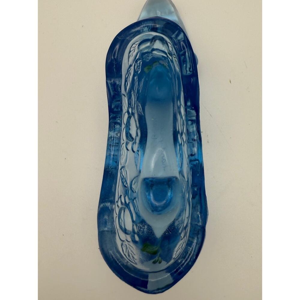 Fenton Blue Floral Hand Painted Glass Victorian Shoe Slipper 6 Inches Signed - Picture 3 of 9